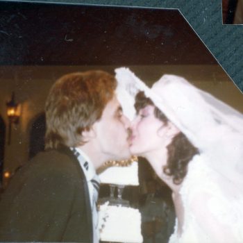 Johnny Boy Cupo, Linda Cupo