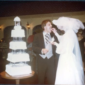 Johnny Boy Cupo, Linda Cupo